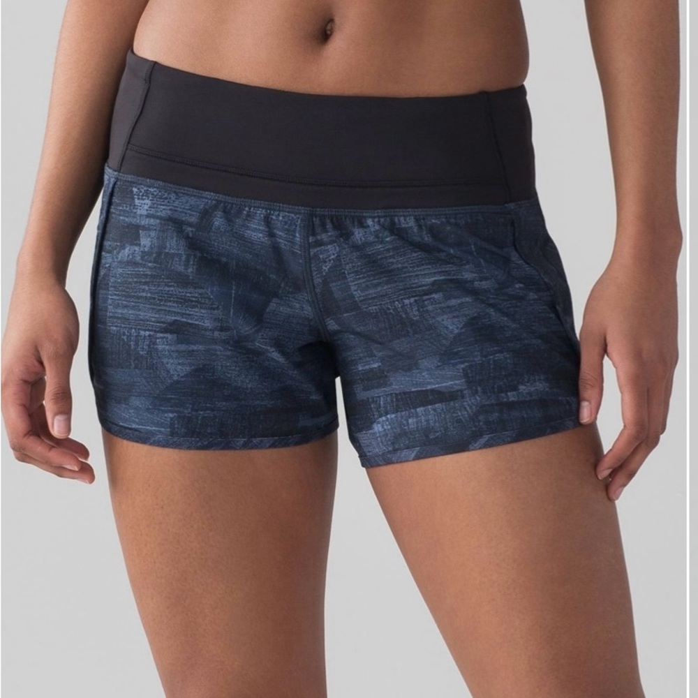 Lululemon Run Times Short (4-way Stretch 4") - Size 10
